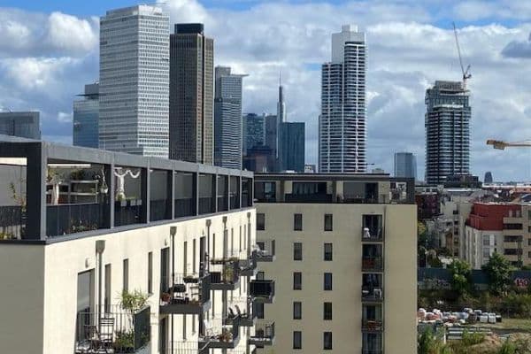 Pronájem garáže, Europa-Allee 81, Frankfurt, Hessen Pronájem garáže, Europa-Allee 81, Frankfurt, Hessen