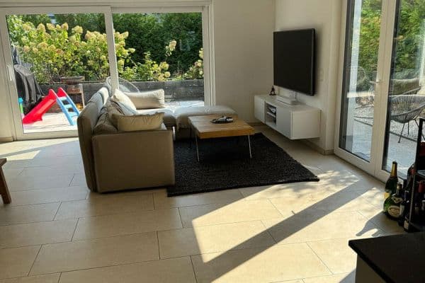 Prodej domu 175 m², pozemek 271 m², Köln, Severní Porýní-Vestfálsko Prodej domu 175 m², pozemek 271 m², Köln, Severní Porýní-Vestfálsko