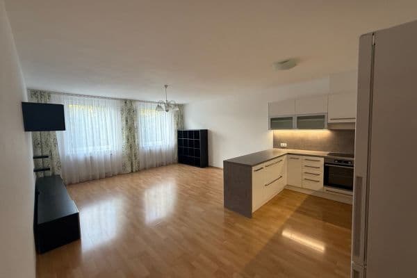 Pronájem bytu 3+kk 78 m², Kovanecká, Praha Pronájem bytu 3+kk 78 m², Kovanecká, Praha