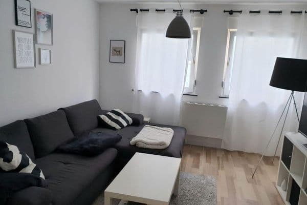 Pronájem bytu 2+1 50 m², Köln, Severní Porýní-Vestfálsko Pronájem bytu 2+1 50 m², Köln, Severní Porýní-Vestfálsko