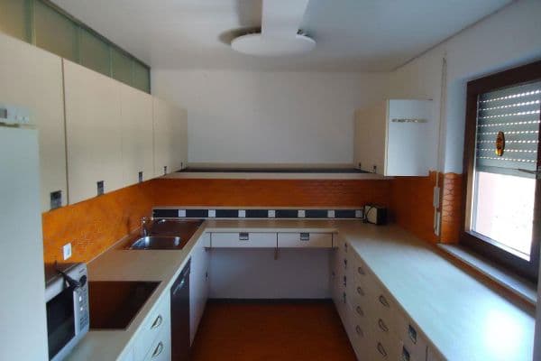 Pronájem bytu 4+kk 110 m², Sindelfingen, Bádensko-Württembersko Pronájem bytu 4+kk 110 m², Sindelfingen, Bádensko-Württembersko