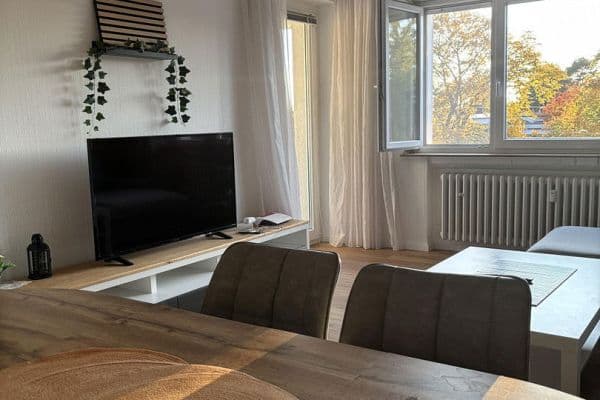 Pronájem bytu 3+1 72 m², Weimarer Str. 35, Sindelfingen Pronájem bytu 3+1 72 m², Weimarer Str. 35, Sindelfingen