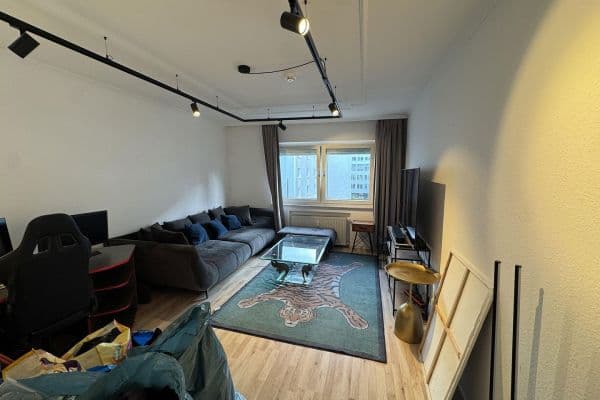 Pronájem bytu 3+1 63 m², Glauburg Straße 56, Frankfurt am main, Hessen Pronájem bytu 3+1 63 m², Glauburg Straße 56, Frankfurt am main, Hessen