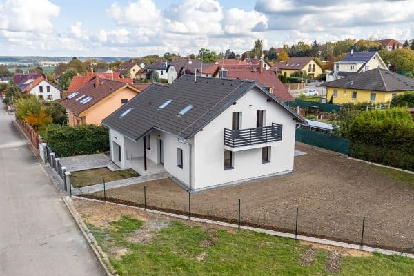 Prodej domu 206 m², pozemek 601 m², U Topolu, Prodej domu 206 m², pozemek 601 m², U Topolu,