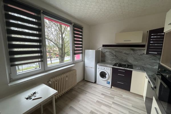 Pronájem bytu 1+1 34 m², Jaroslava Seiferta, Hlučín Pronájem bytu 1+1 34 m², Jaroslava Seiferta, Hlučín