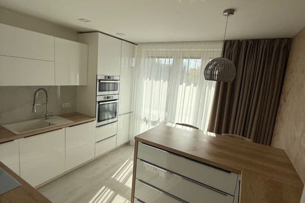 Prodej bytu 3+1 66 m², Výškovická, Ostrava Prodej bytu 3+1 66 m², Výškovická, Ostrava