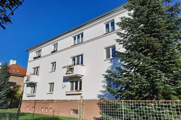 Pronájem bytu 2+1 59 m², Františka Halase, Hradec Králové Pronájem bytu 2+1 59 m², Františka Halase, Hradec Králové
