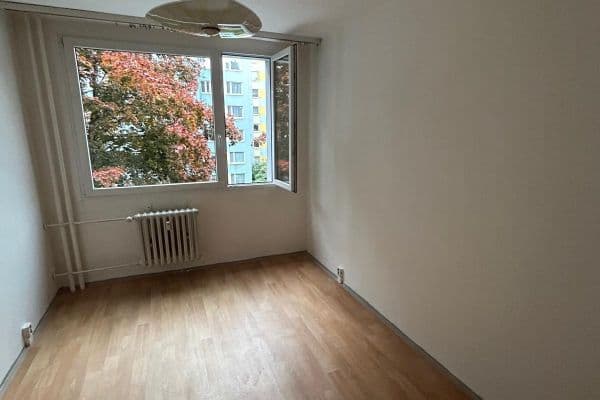 Pronájem bytu 2+kk 42 m², Štichova, Hlavní město Praha Pronájem bytu 2+kk 42 m², Štichova, Hlavní město Praha