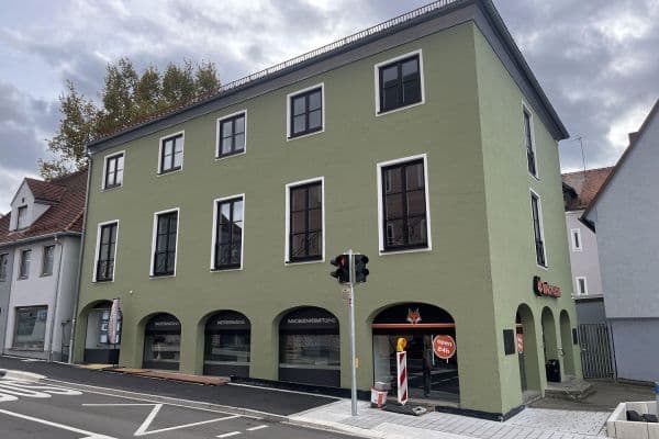 Pronájem bytu 5+1 130 m², Augsburger Str. 2, Günzburg Pronájem bytu 5+1 130 m², Augsburger Str. 2, Günzburg