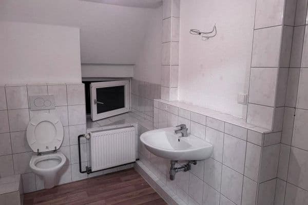 Pronájem bytu 2+1 57 m², Bremerhaven Pronájem bytu 2+1 57 m², Bremerhaven