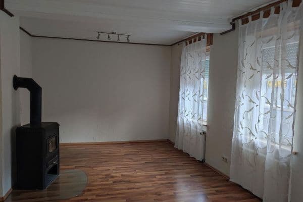 Pronájem bytu 4+1 80 m², 67574 Osthofen Pronájem bytu 4+1 80 m², 67574 Osthofen