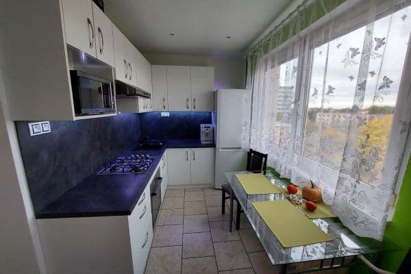 Pronájem bytu 2+1 54 m², Havanská, Kladno Pronájem bytu 2+1 54 m², Havanská, Kladno