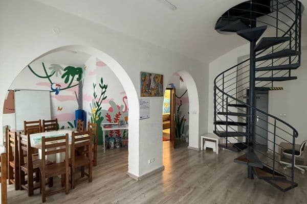 Pronájem kanceláře 135 m², Husitská, Praha Pronájem kanceláře 135 m², Husitská, Praha