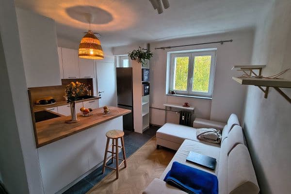 Pronájem bytu 3+kk 63 m², Jáchymovská, Zliv Pronájem bytu 3+kk 63 m², Jáchymovská, Zliv