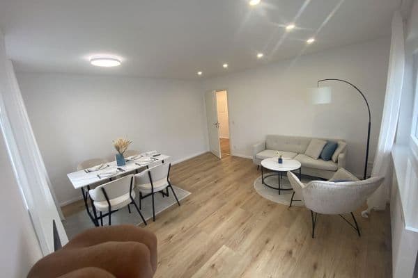 Prodej bytu 2+1 52 m², Korntal Prodej bytu 2+1 52 m², Korntal