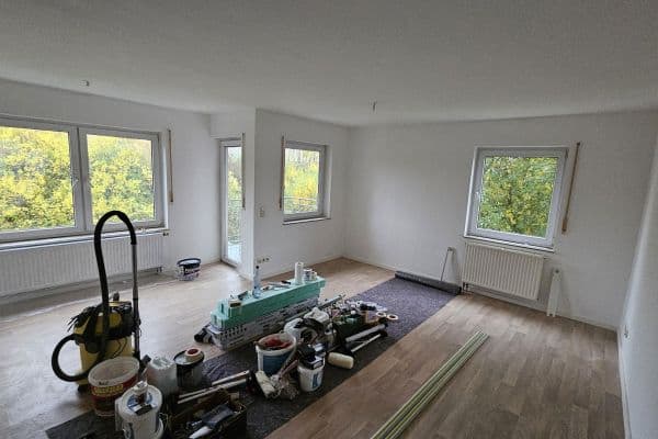 Pronájem bytu 3+1 76 m², Stauffenbergring 28, Ellwangen (Jagst) Pronájem bytu 3+1 76 m², Stauffenbergring 28, Ellwangen (Jagst)