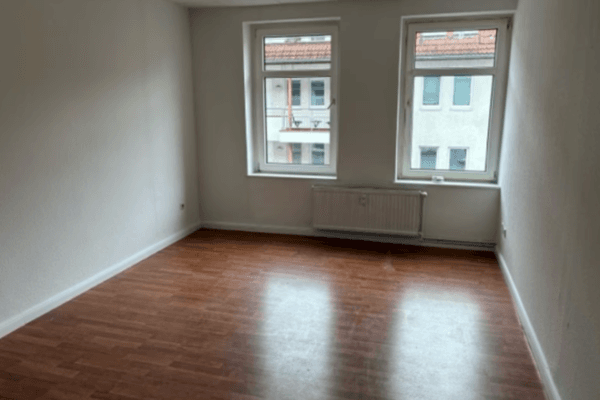 Pronájem bytu 2+1 56 m², GutsMuths-Straße 3, Leipzig Pronájem bytu 2+1 56 m², GutsMuths-Straße 3, Leipzig