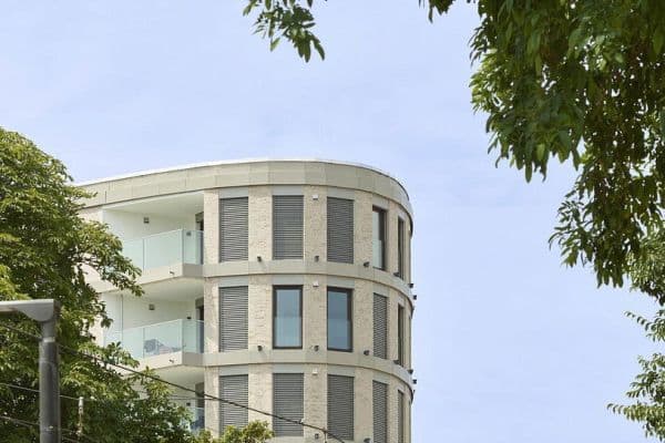 Pronájem bytu 3+1 80 m², Herderstr. 11, Stuttgart Pronájem bytu 3+1 80 m², Herderstr. 11, Stuttgart