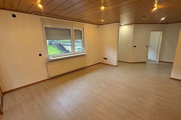 Pronájem bytu 2+1 44 m², Mudersbach Pronájem bytu 2+1 44 m², Mudersbach
