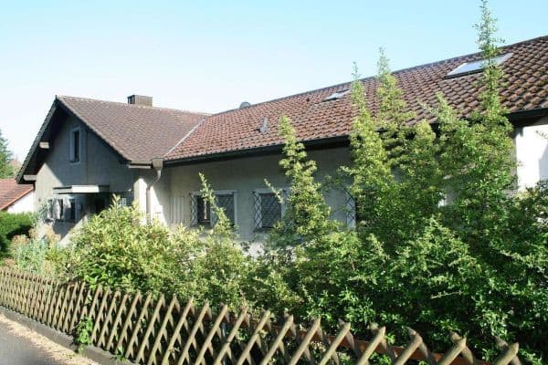Prodej domu 200 m², pozemek 1.700 m², Bergstr. 85, Lahr/Schwarzwald, Bádensko-Württembersko Prodej domu 200 m², pozemek 1.700 m², Bergstr. 85, Lahr/Schwarzwald, Bádensko-Württembersko