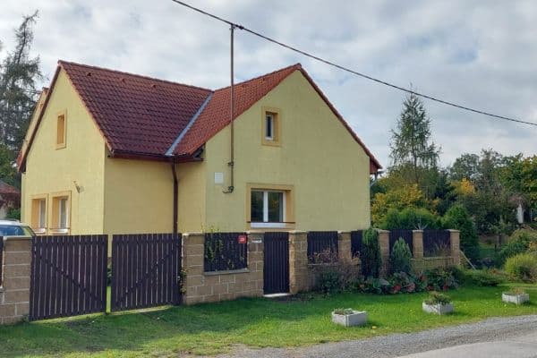 Pronájem domu 140 m², pozemek 1.000 m², Čisovická, Mníšek pod Brdy Pronájem domu 140 m², pozemek 1.000 m², Čisovická, Mníšek pod Brdy