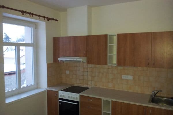 Pronájem bytu 2+kk 47 m², Dlouhomostecká, Liberec Pronájem bytu 2+kk 47 m², Dlouhomostecká, Liberec