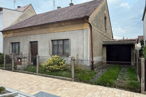Prodej domu 184 m², pozemek 325 m², K. Vika, Jičín Prodej domu 184 m², pozemek 325 m², K. Vika, Jičín