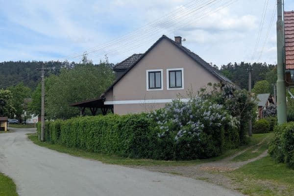 Pronájem bytu 3+kk 90 m², Kněžmost Pronájem bytu 3+kk 90 m², Kněžmost