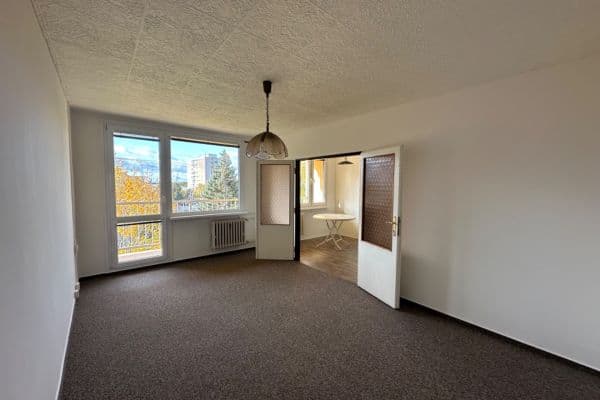 Pronájem bytu 3+1 67 m², Ctěnická, Praha Pronájem bytu 3+1 67 m², Ctěnická, Praha