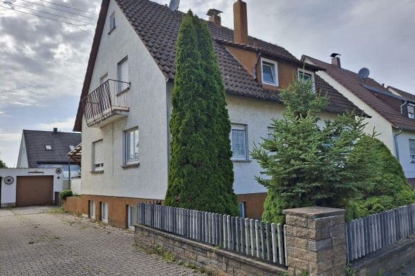 Prodej domu 120 m², pozemek 420 m², Ganghoferstr. 9, Rutesheim Prodej domu 120 m², pozemek 420 m², Ganghoferstr. 9, Rutesheim