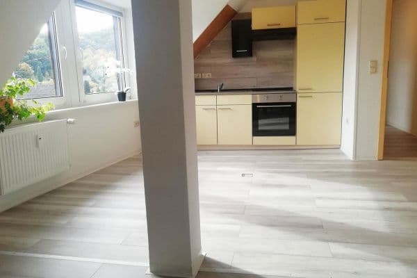 Pronájem bytu 3+1 80 m², Idar-Oberstein Pronájem bytu 3+1 80 m², Idar-Oberstein