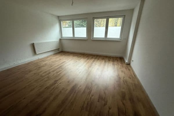 Pronájem bytu 2+1 71 m², Langerfelder Strasse 115, Wuppertal Pronájem bytu 2+1 71 m², Langerfelder Strasse 115, Wuppertal