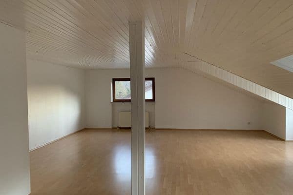 Prodej bytu 4+1 142 m², Schweizertalstraße 30, Heidelberg Prodej bytu 4+1 142 m², Schweizertalstraße 30, Heidelberg