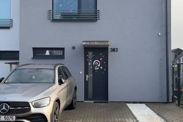 Prodej domu 114 m², pozemek 294 m², Pivoňková, Zlonín Prodej domu 114 m², pozemek 294 m², Pivoňková, Zlonín