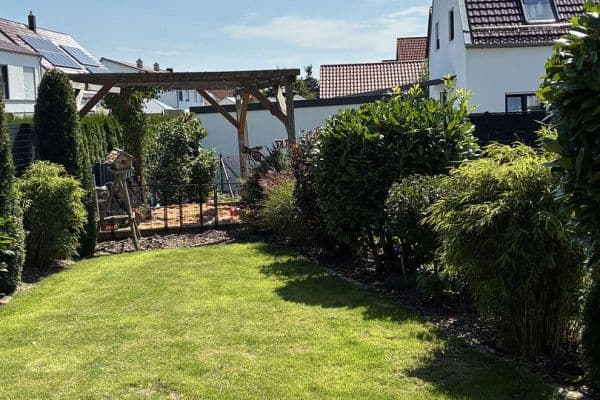 Prodej domu 160 m², pozemek 363 m², Dillingen Prodej domu 160 m², pozemek 363 m², Dillingen