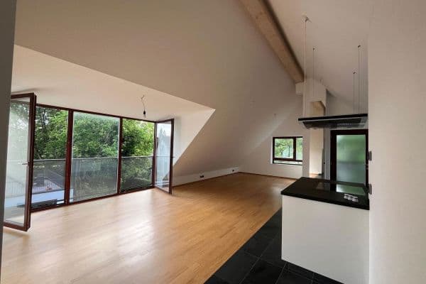 Pronájem bytu 3+1 72 m², München, Bavorsko Pronájem bytu 3+1 72 m², München, Bavorsko