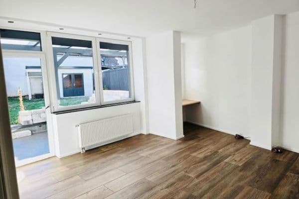 Pronájem bytu 3+kk 89 m², Karl-Legien-Straße 235, Bonn Pronájem bytu 3+kk 89 m², Karl-Legien-Straße 235, Bonn