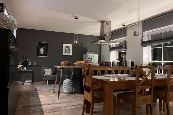 Pronájem bytu 3+1 90 m², Siegburg Pronájem bytu 3+1 90 m², Siegburg