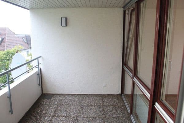 Pronájem bytu 2+1 80 m², Esslingen am Neckar Pronájem bytu 2+1 80 m², Esslingen am Neckar
