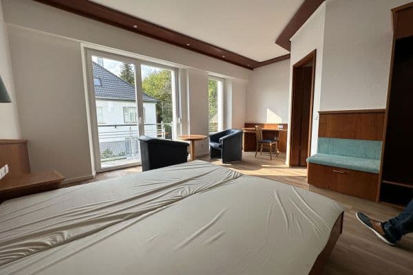 Pronájem bytu 1+1 30 m², Edelfinger Str. 26, Bad Mergentheim, Bádensko-Württembersko Pronájem bytu 1+1 30 m², Edelfinger Str. 26, Bad Mergentheim, Bádensko-Württembersko