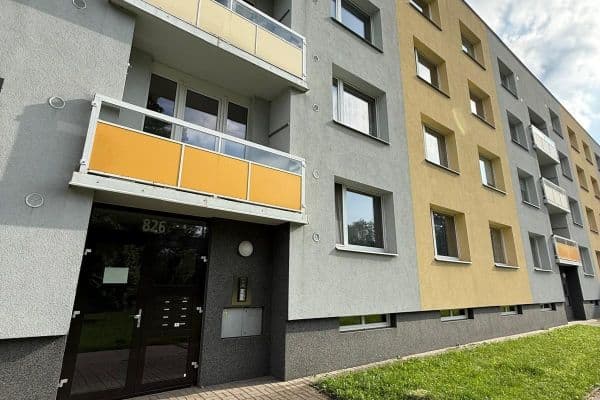 Prodej bytu 3+1 74 m², V Lukách, Heřmanův Městec Prodej bytu 3+1 74 m², V Lukách, Heřmanův Městec