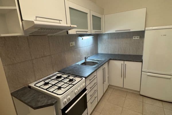 Pronájem bytu 1+1 38 m², Vincence Makovského, Ostrava Pronájem bytu 1+1 38 m², Vincence Makovského, Ostrava