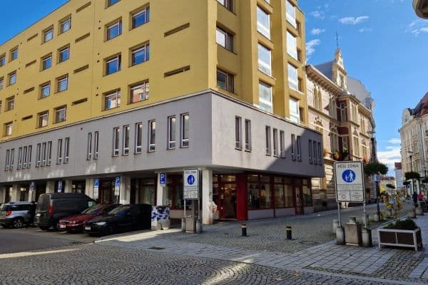 Pronájem nebytového prostoru 57 m², Čs. legií,  Pronájem nebytového prostoru 57 m², Čs. legií,