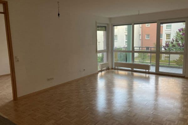 Pronájem bytu 4+1 104 m², Neu-Ulm Pronájem bytu 4+1 104 m², Neu-Ulm