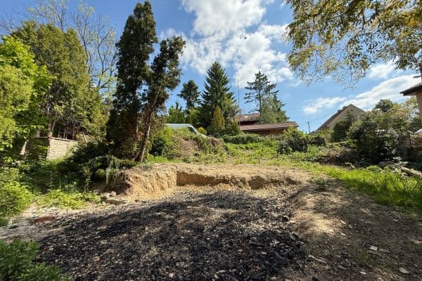 Prodej pozemku 1.016 m², Vlnitá, Jílové u Prahy Prodej pozemku 1.016 m², Vlnitá, Jílové u Prahy