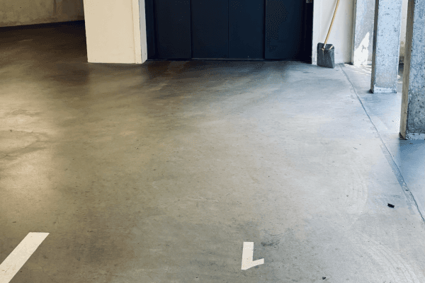 Pronájem garáže 15 m², Budilova, Hlavní město Praha Pronájem garáže 15 m², Budilova, Hlavní město Praha