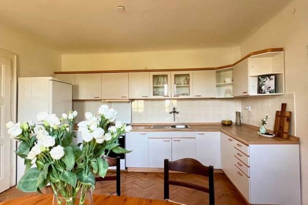 Pronájem bytu 2+1 80 m², Nad Zámečkem, Hlavní město Praha Pronájem bytu 2+1 80 m², Nad Zámečkem, Hlavní město Praha