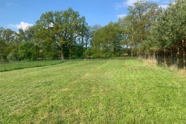 Prodej pozemku 1.132 m², Tisem Prodej pozemku 1.132 m², Tisem