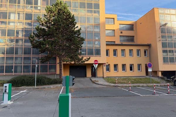 Prodej garáže 18 m², Praha Prodej garáže 18 m², Praha