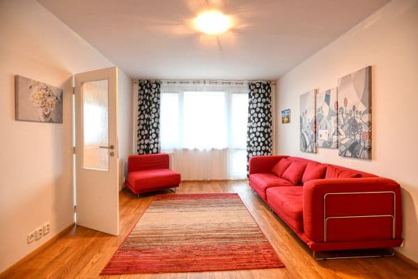 Prodej bytu 4+1 95 m², Vondroušova, Praha Prodej bytu 4+1 95 m², Vondroušova, Praha